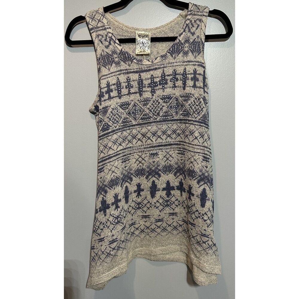 Vocal Tank Sweater Shark Bite Hem Gray Blue Gems Crosses Size Medium Aztec
